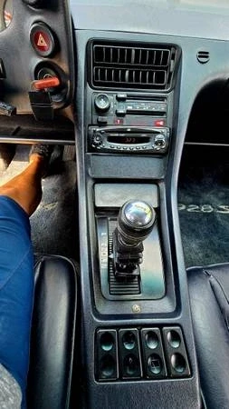 1988 Porsche 928 S4 - Image 8 of 20