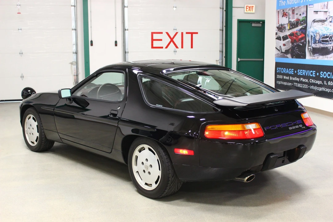 1987 Porsche 928 S4 - Image 9 of 20