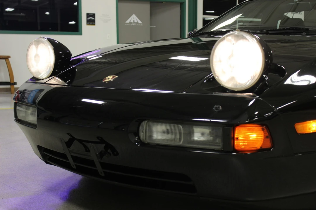 1987 Porsche 928 S4 - Image 2 of 20