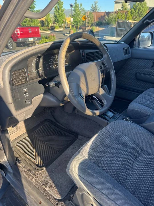 1993 Toyota 4Runner 2nd Gen - Image 6 of 11