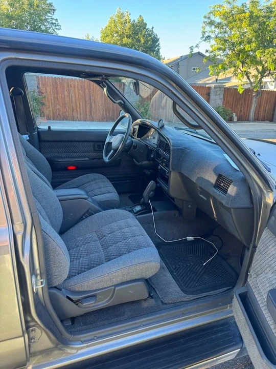 1993 Toyota 4Runner 2nd Gen - Image 8 of 11