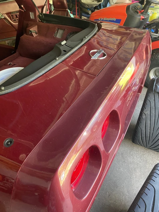 Chevrolet Corvette C4 - Image 19 of 21