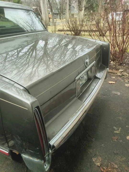 1993 Cadillac DeVille 6th Gen - Image 2 of 5