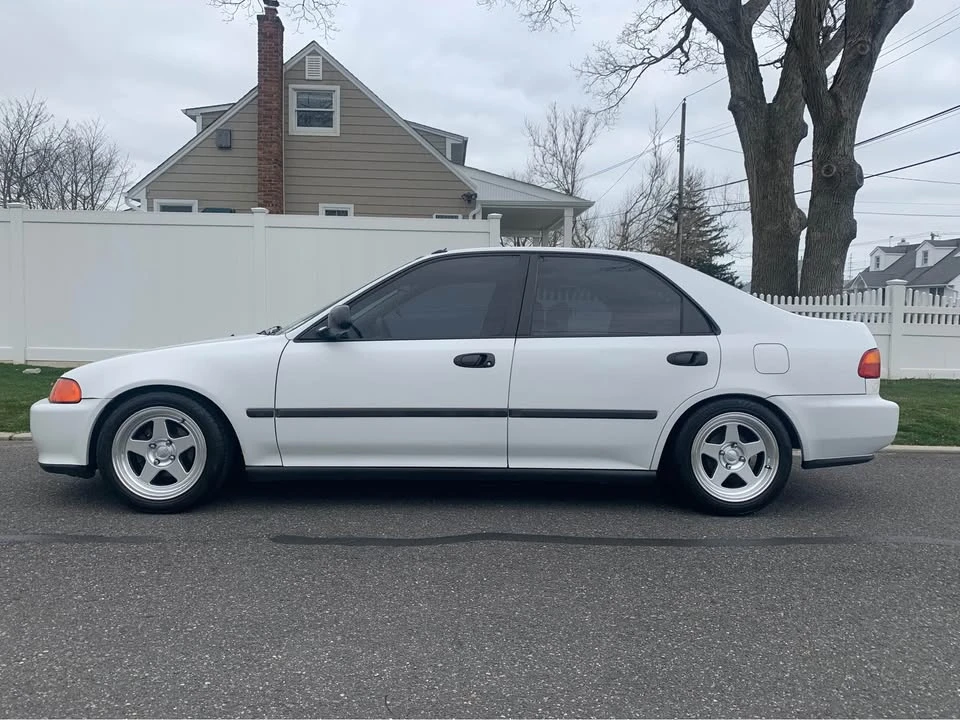 Honda EG Civic - Image 2 of 8