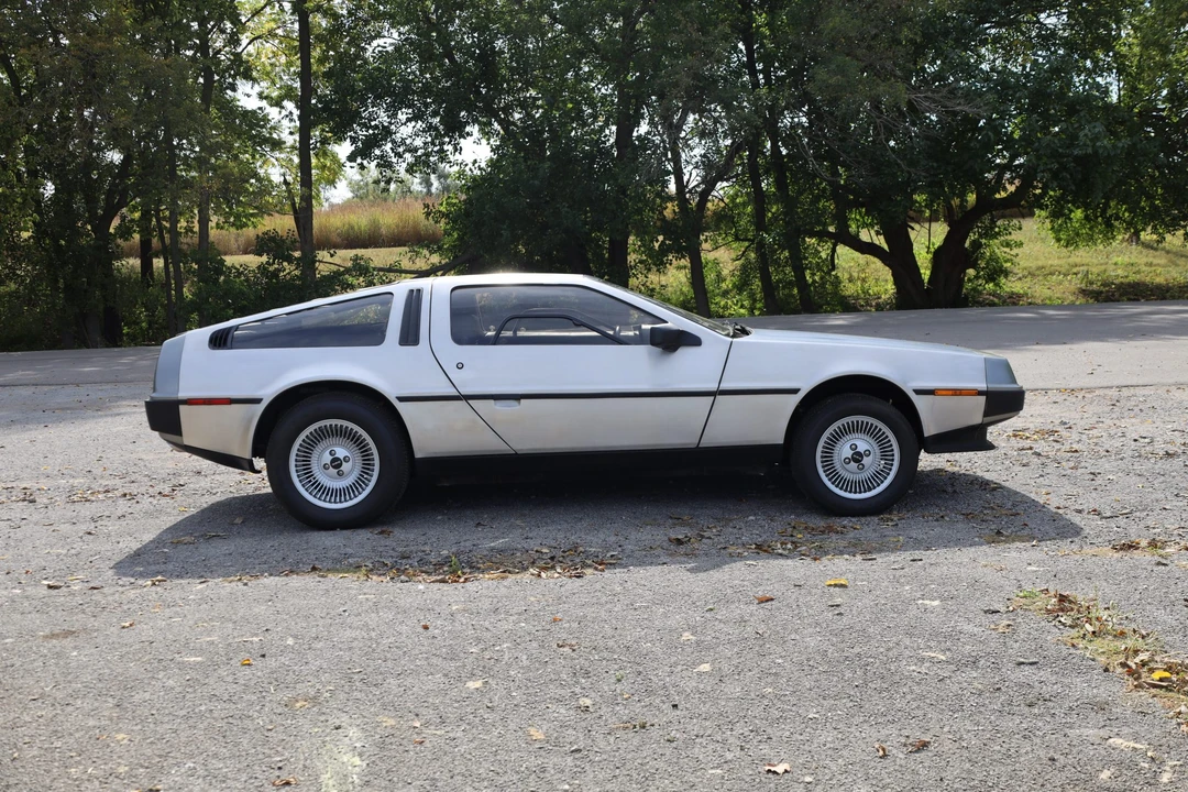 1983 DeLorean DMC-12 - Image 18 of 31