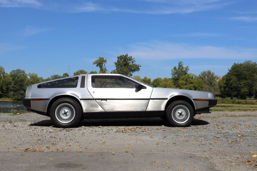 1983 DeLorean DMC-12 - Image 20 of 31