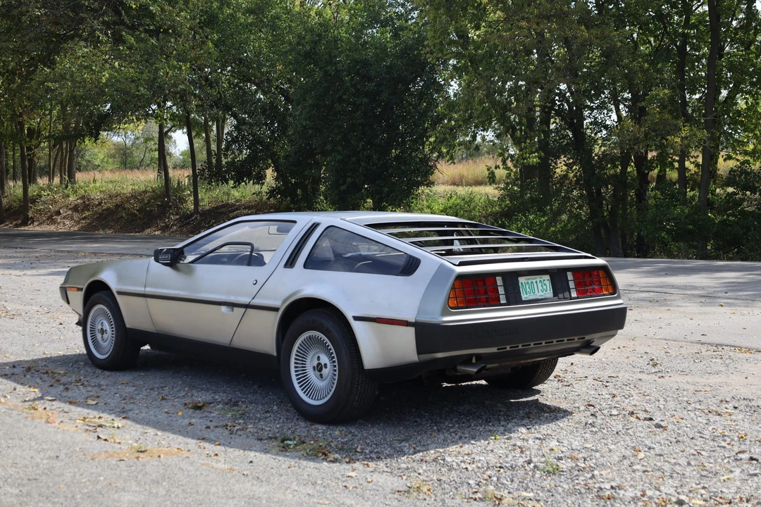 1983 DeLorean DMC-12 - Image 30 of 31