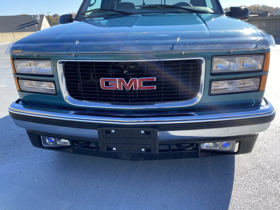 1997 GMC Sierra 1st Gen - Image 14 of 31