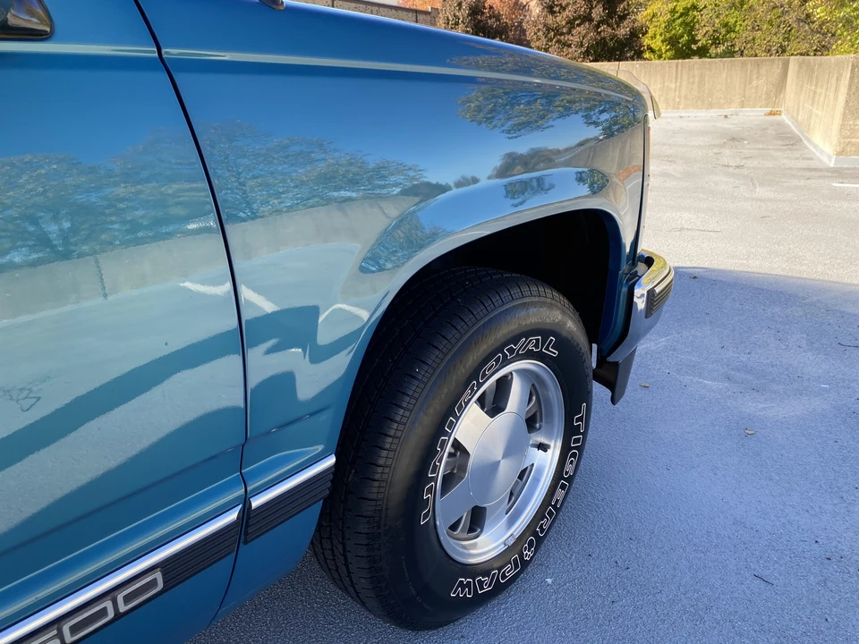 1997 GMC Sierra 1st Gen - Image 31 of 31