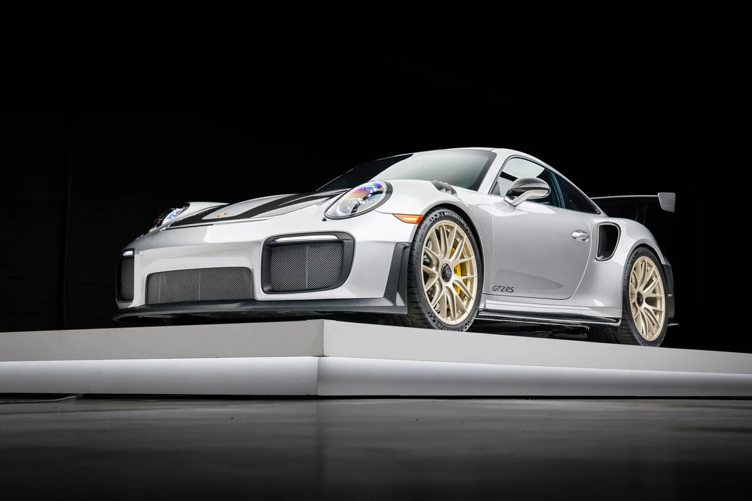 2018 Porsche 991 GT2 RS - Image 4 of 31