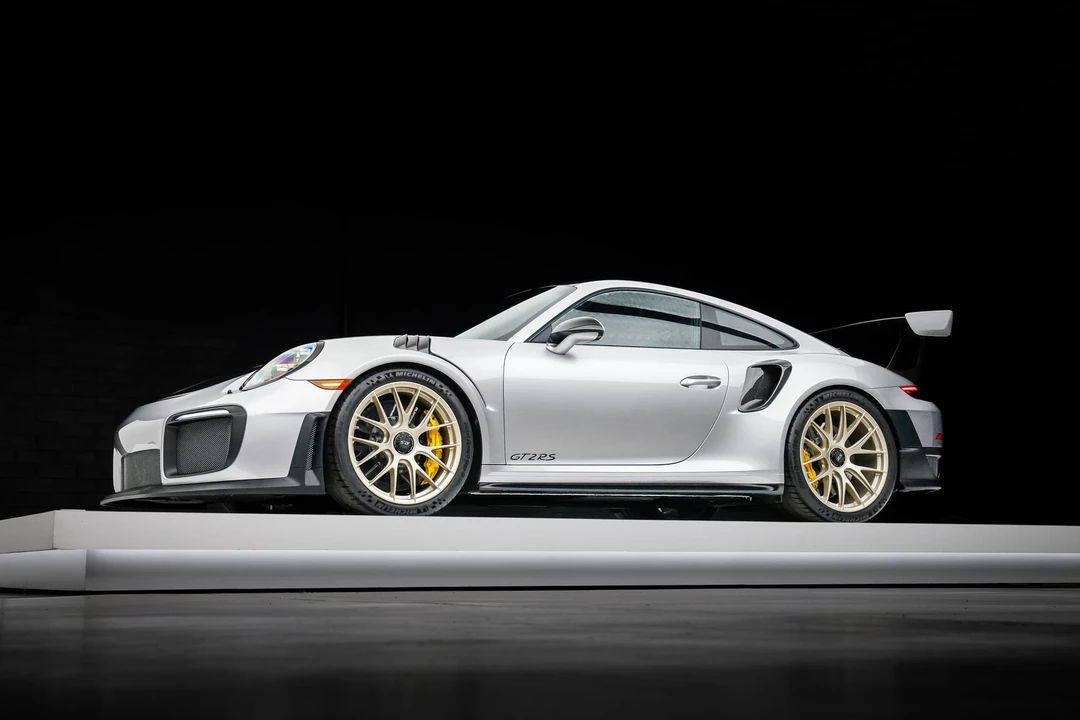 2018 Porsche 991 GT2 RS - Image 2 of 31