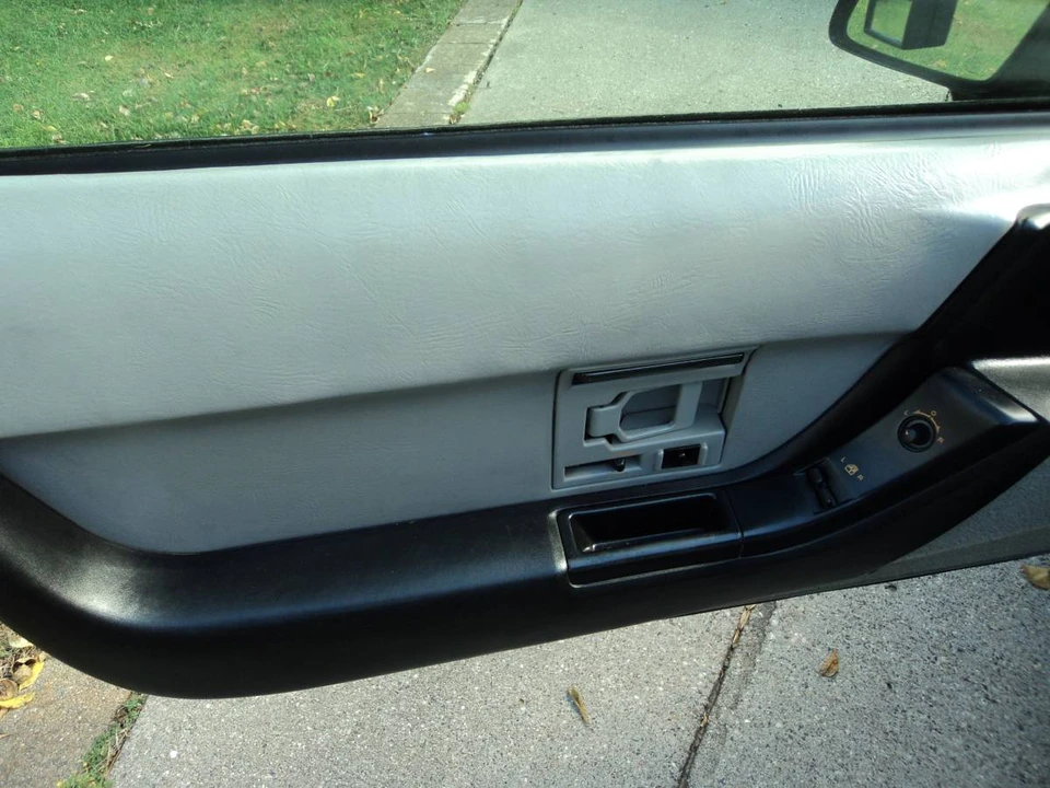1993 Chevrolet Corvette - Image 6 of 6
