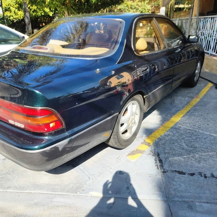 1993 Lexus ES 2nd Gen - Image 9 of 10