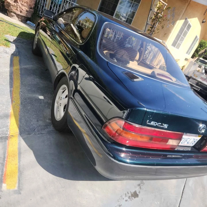 1993 Lexus ES 2nd Gen - Image 10 of 10