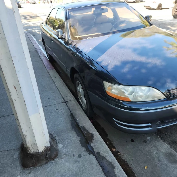 1993 Lexus ES 2nd Gen - Image 3 of 10