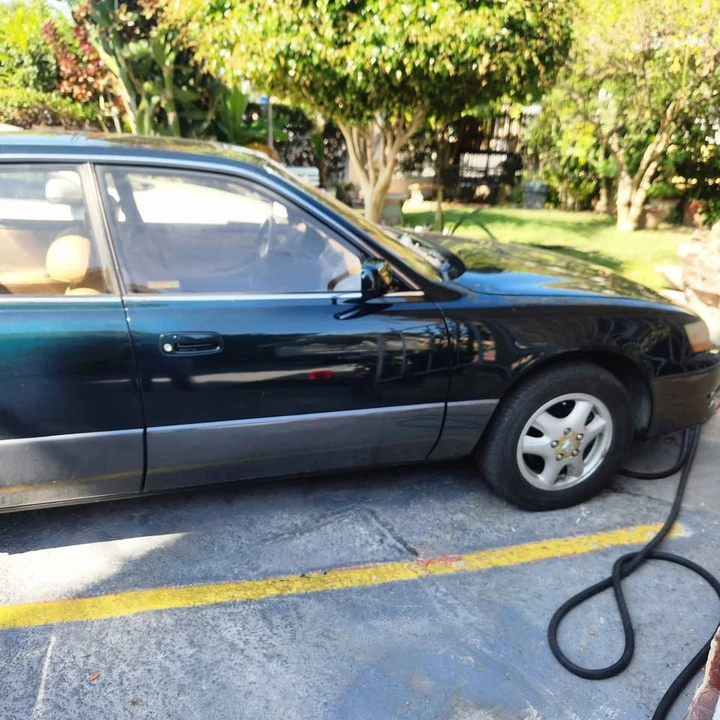 1993 Lexus ES 2nd Gen - Image 8 of 10
