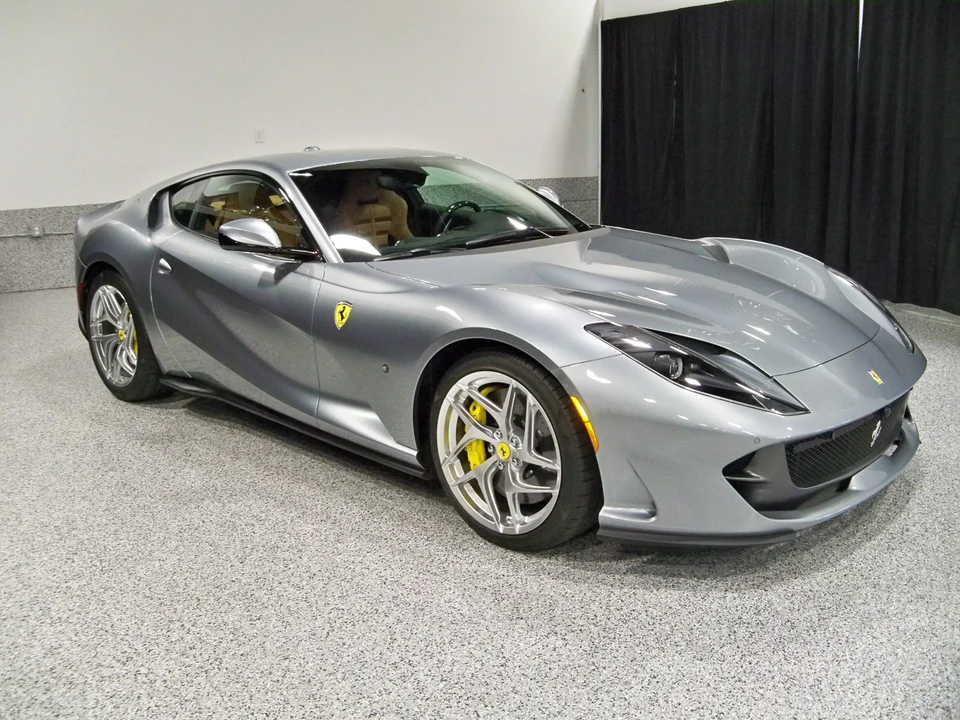 2019 Ferrari 812 Superfast - Image 6 of 31