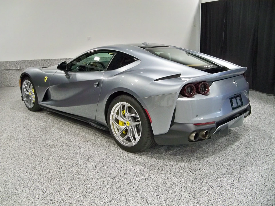 2019 Ferrari 812 Superfast - Image 12 of 31
