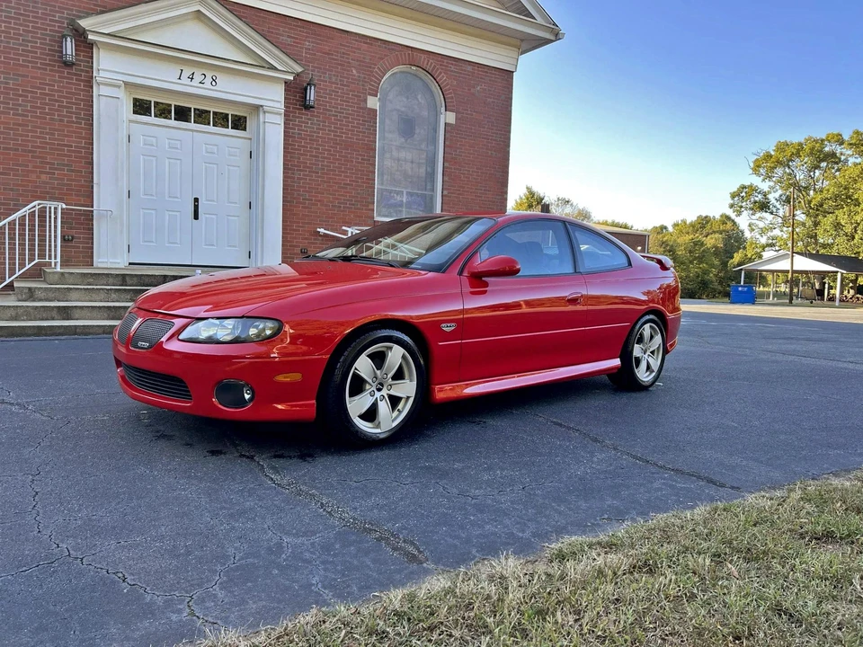 2004 Pontiac GTO 4th Gen - Image 2 of 31