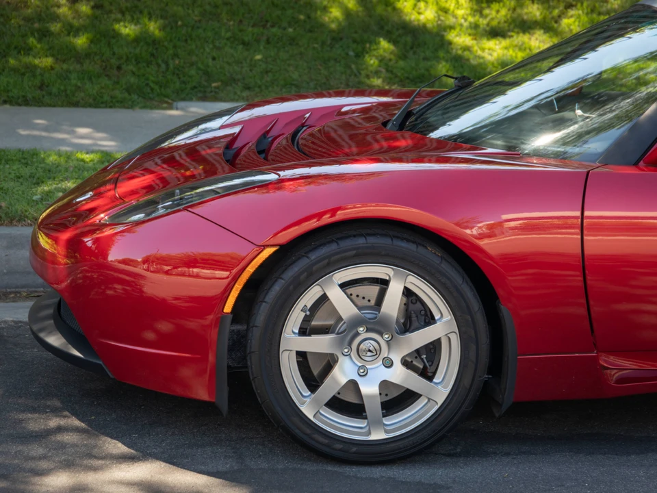 2008 Tesla Roadster - Image 29 of 31