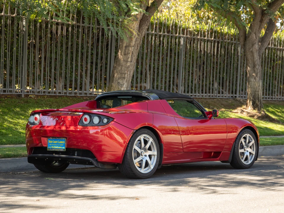 2008 Tesla Roadster - Image 7 of 31