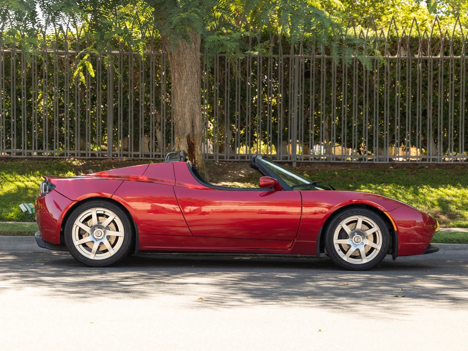 2008 Tesla Roadster - Image 8 of 31
