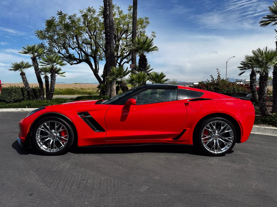2015 Chevrolet Corvette C7 Z06 - Image 13 of 31
