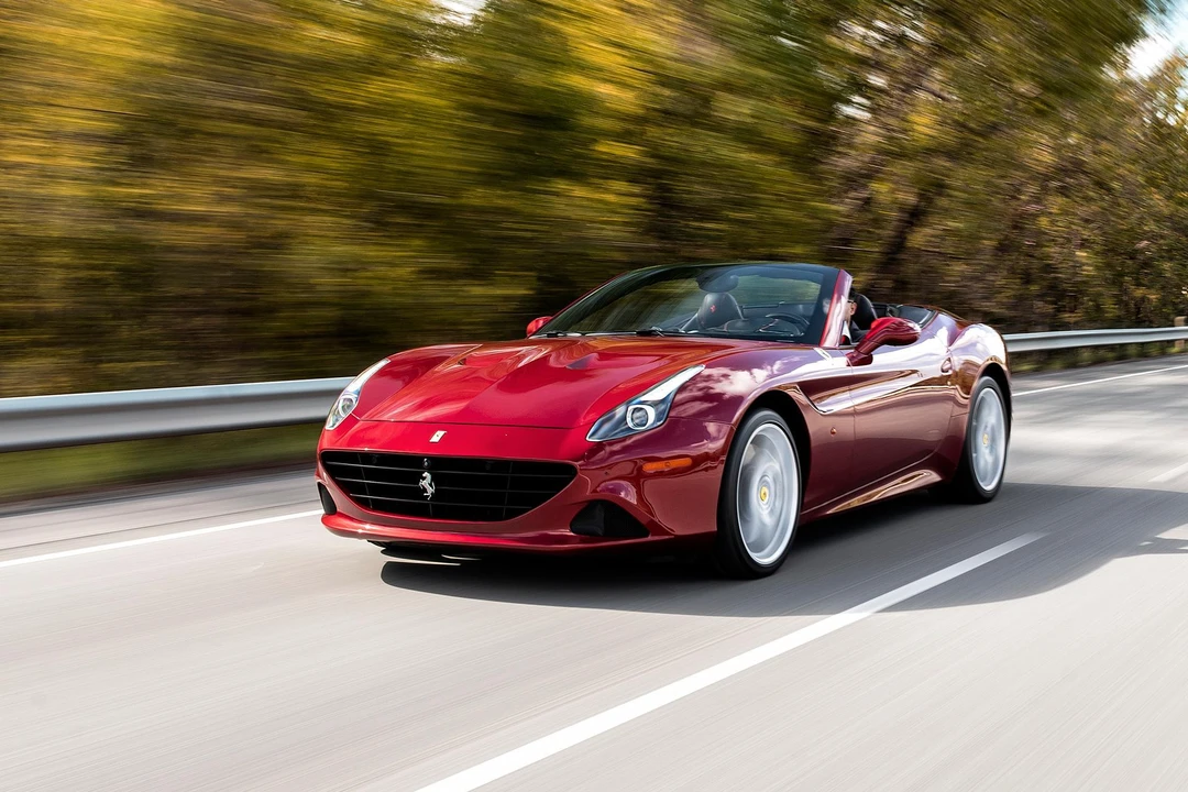 2016 Ferrari California T - Image 15 of 31