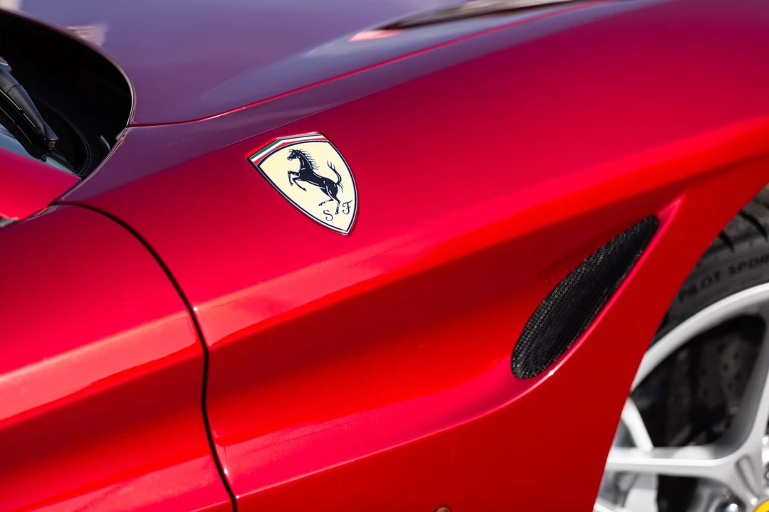 2016 Ferrari California T - Image 30 of 31