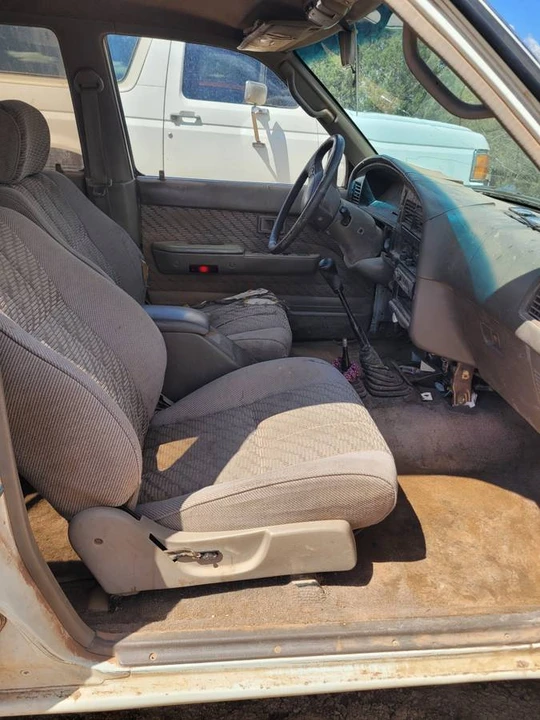 1994 Toyota 4Runner 2nd Gen - Image 11 of 13