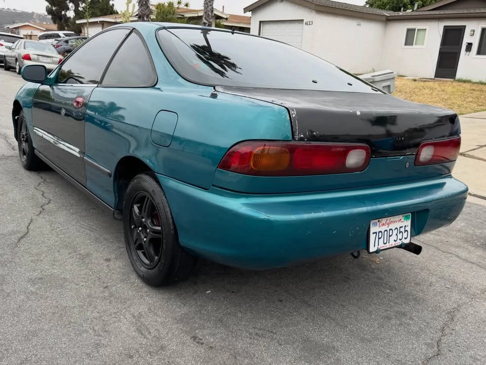 Acura Integra 3rd Gen - Image 2 of 10