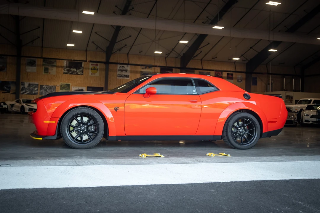 2023 Dodge Challenger SRT Hellcat 3rd Gen - Image 10 of 31