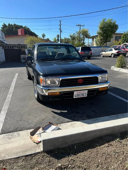 1994 Toyota T100 - Image 2 of 6