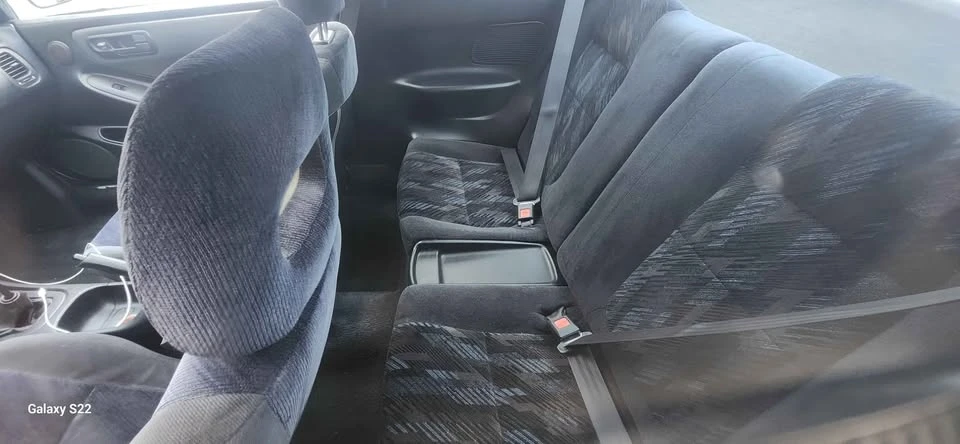 1994 Acura Integra 3rd Gen - Image 2 of 4