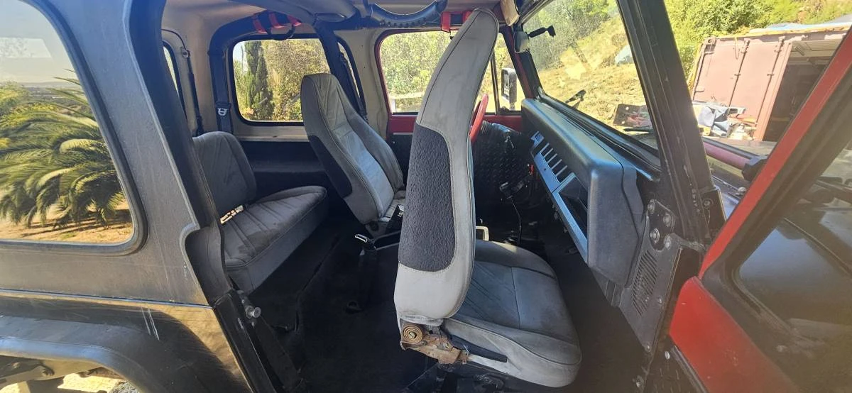 1994 Jeep YJ Wrangler - Image 7 of 10