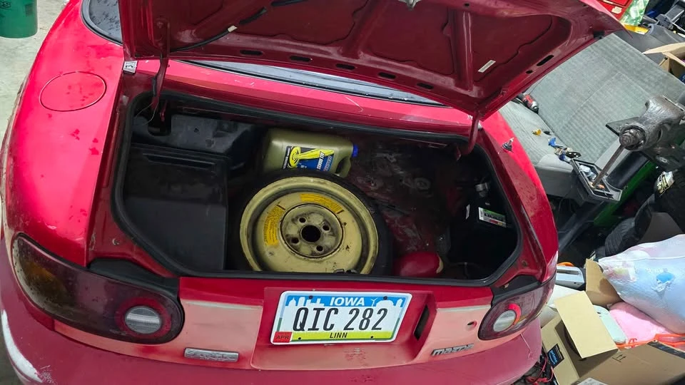 1994 Mazda NA MX-5 Miata - Image 7 of 9