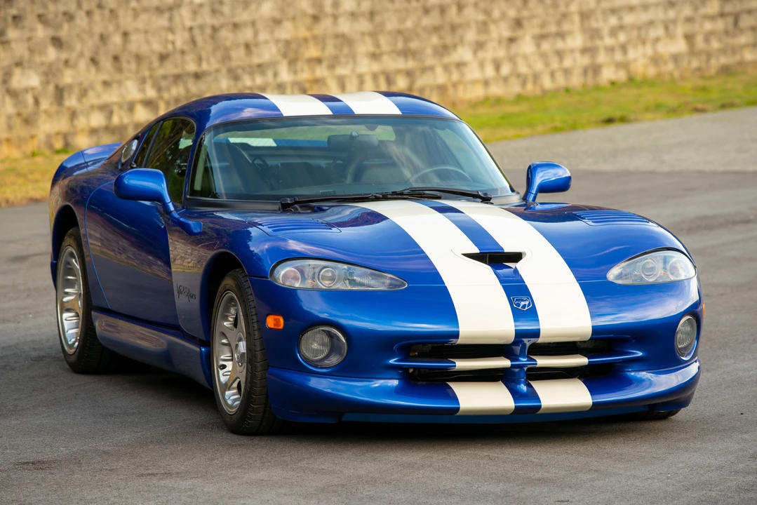 1996 Dodge Viper GTS 2nd Gen - Image 19 of 31