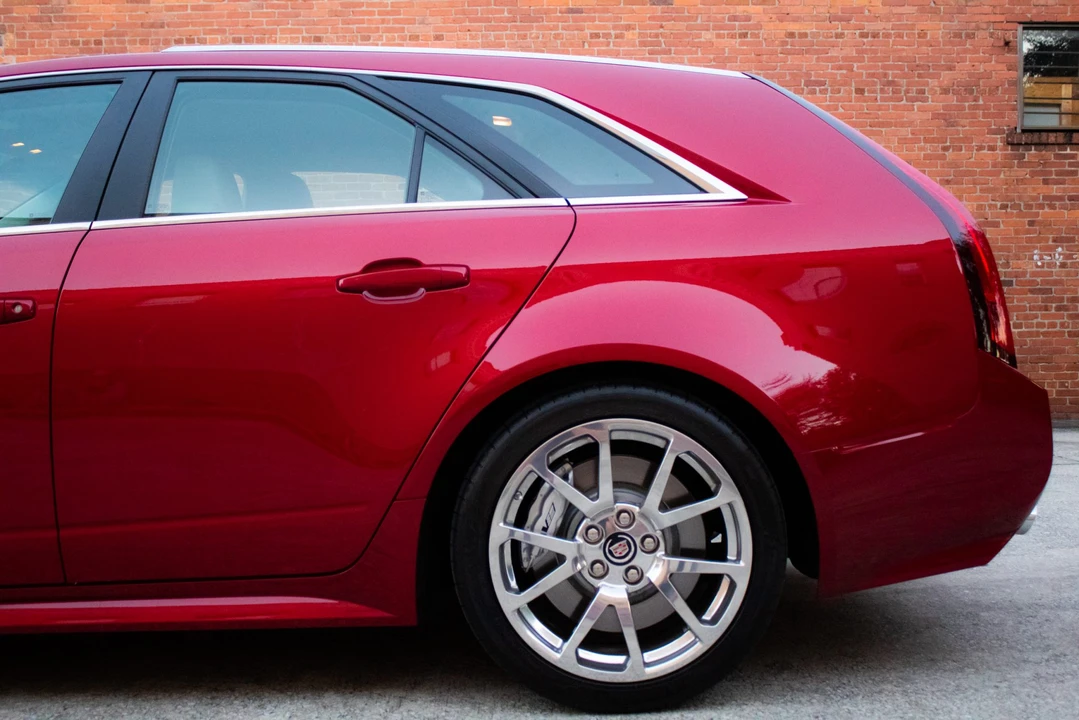 2011 Cadillac CTS-V 2nd Gen - Image 16 of 31