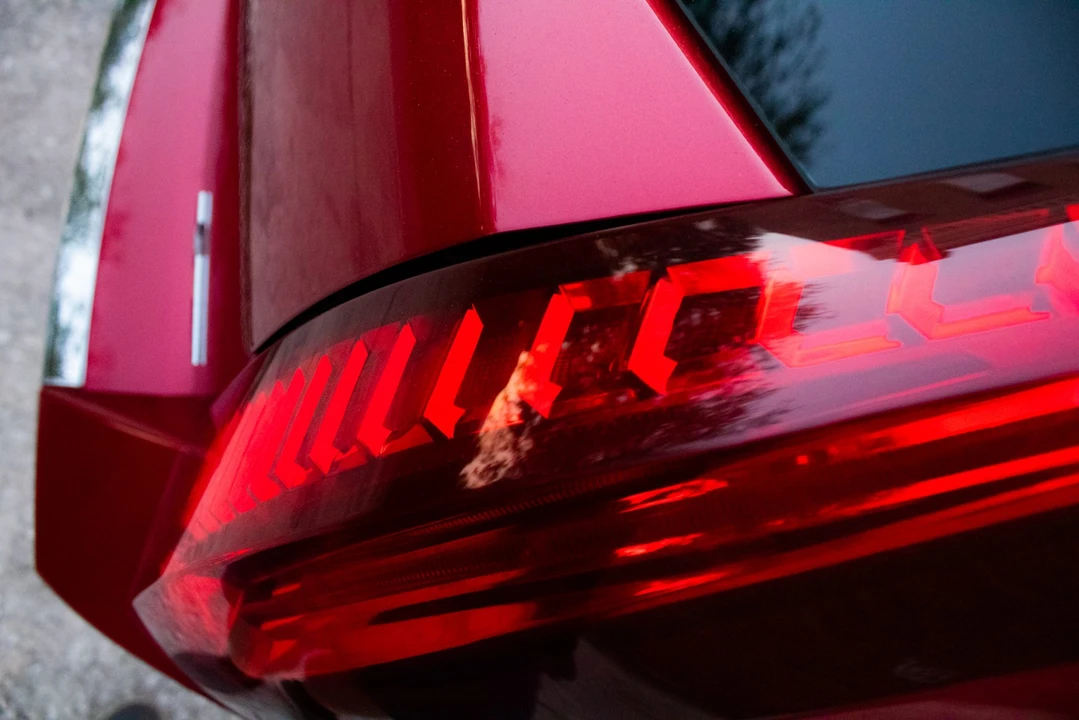 2011 Cadillac CTS-V 2nd Gen - Image 30 of 31