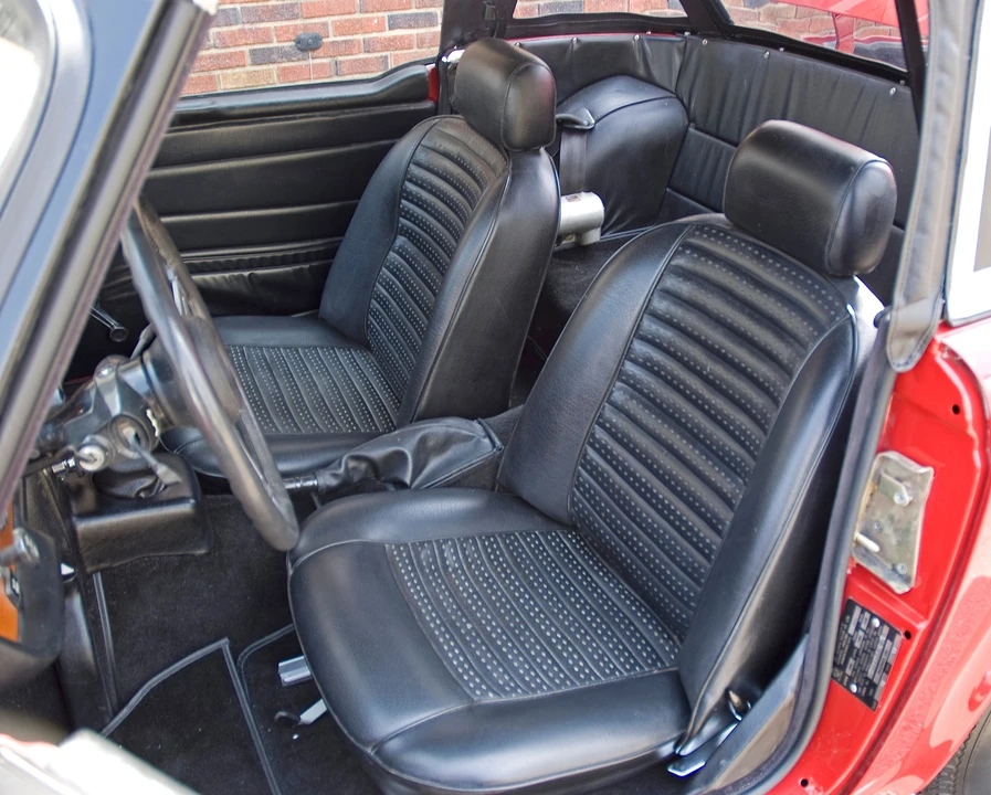 1973 Triumph TR6 CF Injected - Image 3 of 3