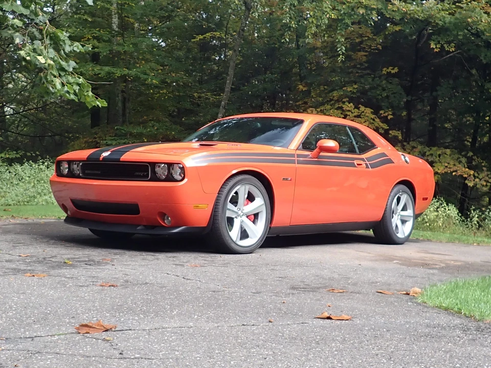 2008 Dodge Challenger SRT8 & 392 3rd Gen - Image 3 of 31