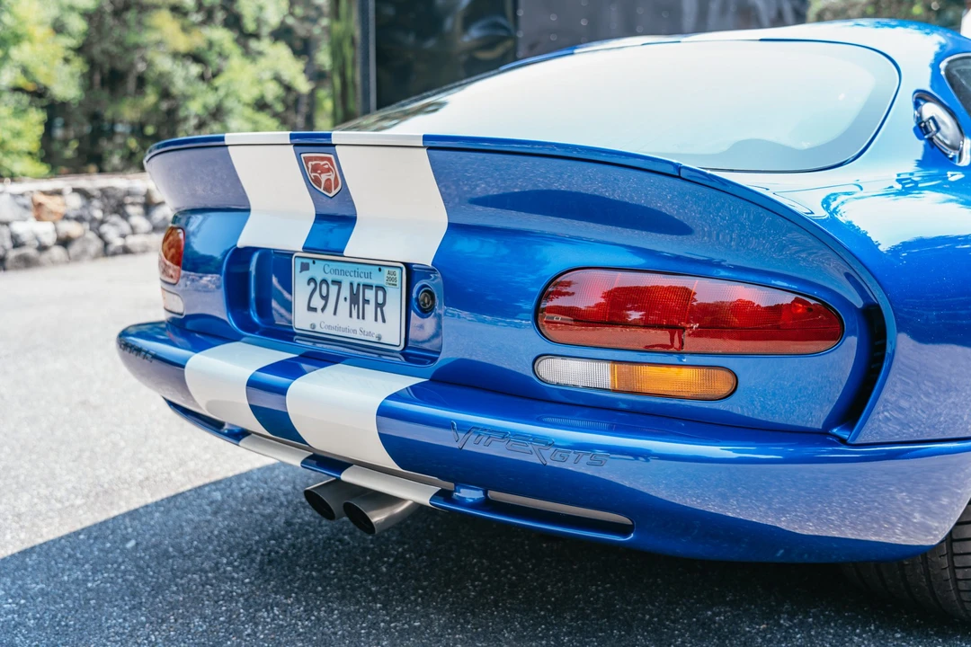 1997 Dodge Viper GTS 2nd Gen - Image 25 of 31