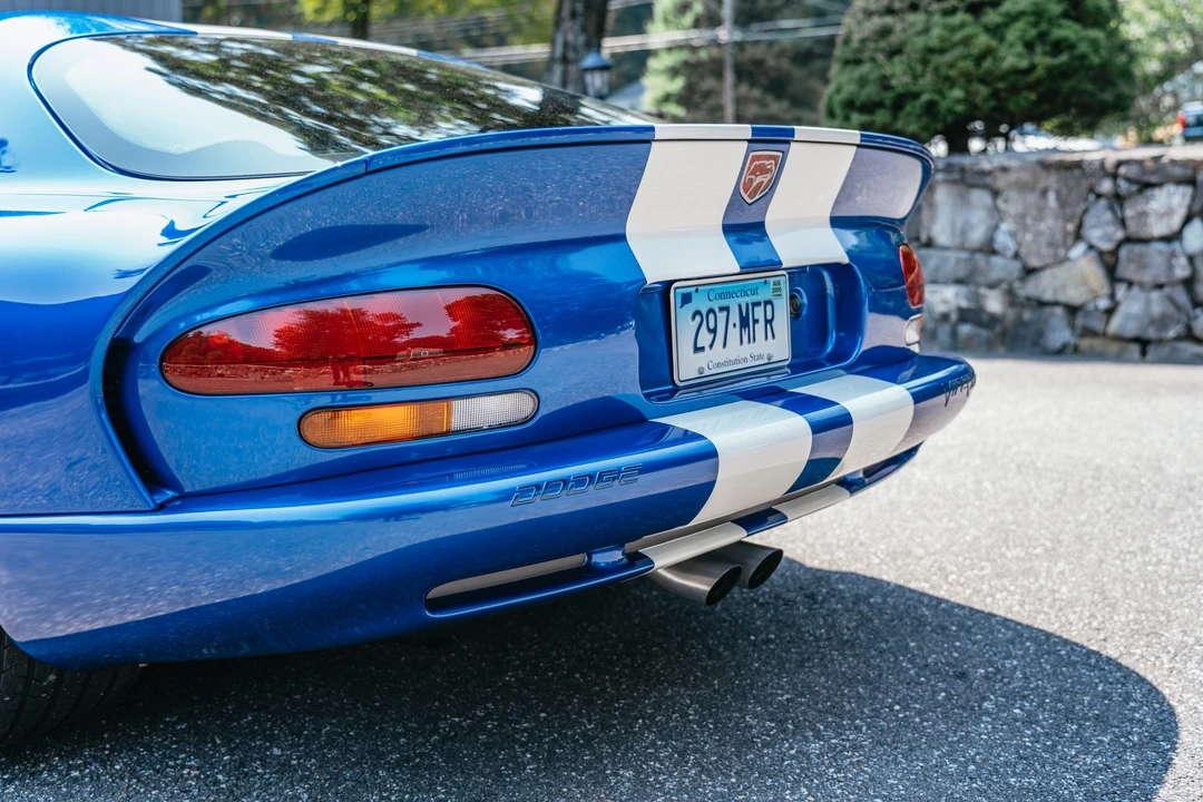 1997 Dodge Viper GTS 2nd Gen - Image 24 of 31