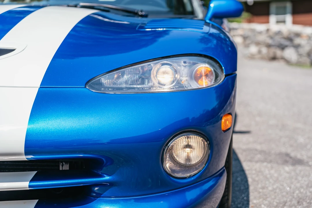 1997 Dodge Viper GTS 2nd Gen - Image 19 of 31