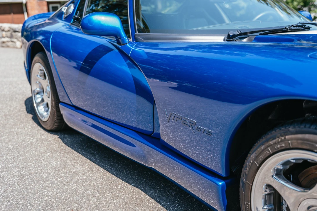 1997 Dodge Viper GTS 2nd Gen - Image 16 of 31