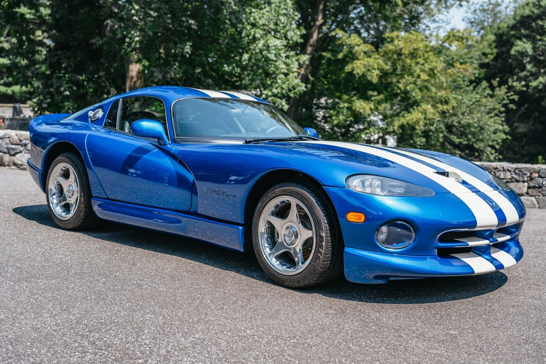 1997 Dodge Viper GTS 2nd Gen - Image 4 of 31