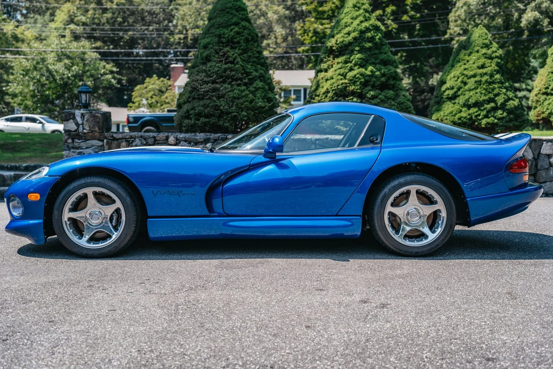 1997 Dodge Viper GTS 2nd Gen - Image 9 of 31