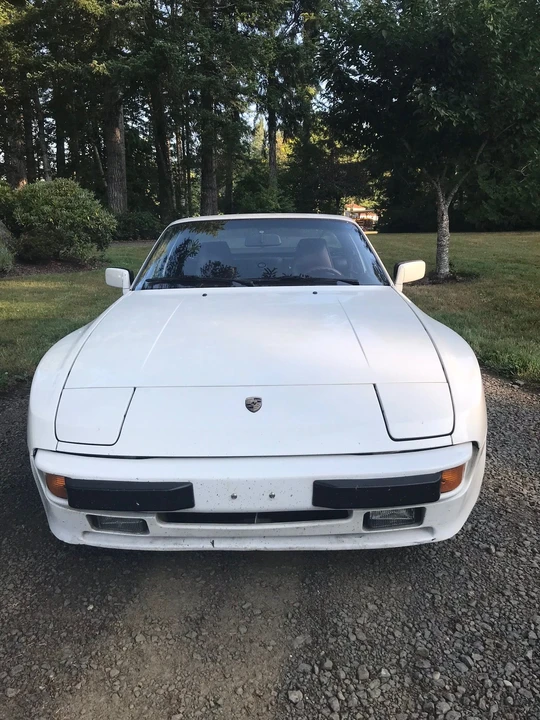 1986 Porsche 944 - Image 4 of 17