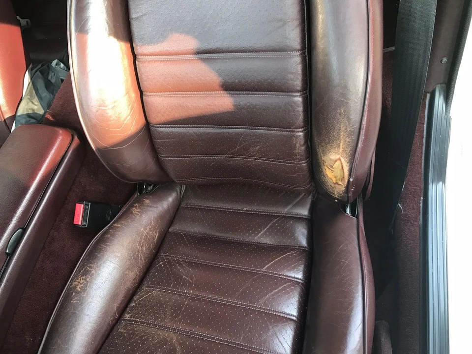1986 Porsche 944 - Image 9 of 17