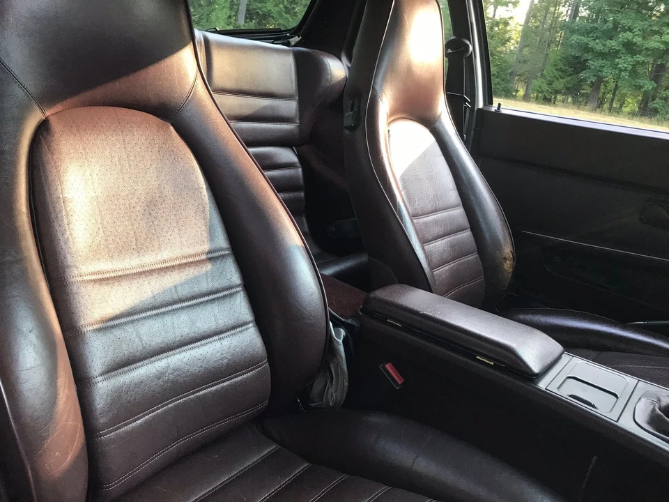 1986 Porsche 944 - Image 7 of 17